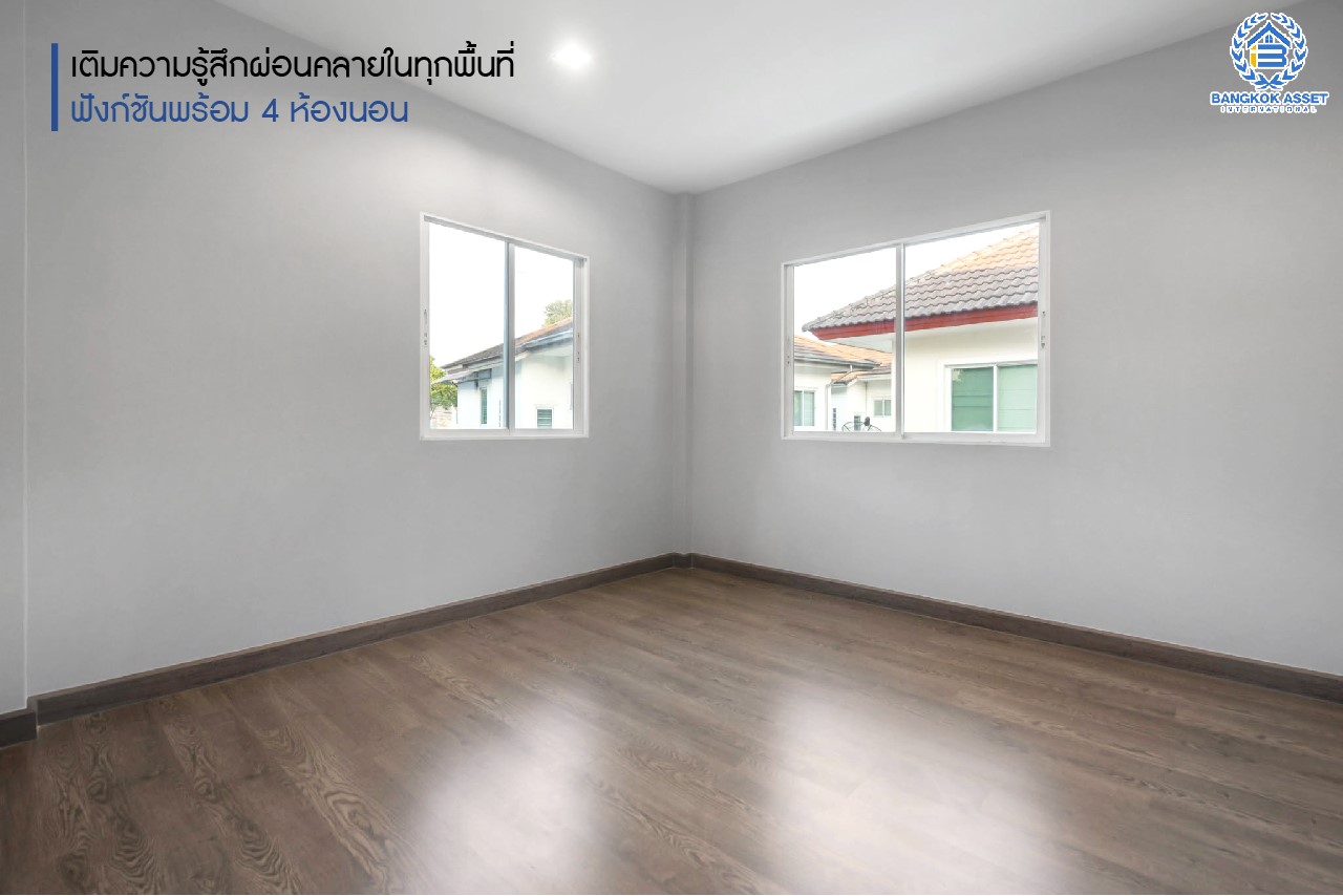 บ้านมือสองตกแต่งใหม่ ม.บางกอกบูเลอวาร์ด ราชพฤกษ์-พระราม5 หลังใหญ่ดีไซน์สุดหรู เนื้อที่ 83 ตร.ว. บนสังคมคุณภาพ SC Asset* ฟังก์ชันจัดเต็ม 4 ห้องนอน 4 ห้องน้ำ (ห้องนอนชั้นล่างพร้อมห้องน้ำในตัว) 2 ที่จอดรถ บนทำเลติดถนนราชพฤกษ์ ใกล้วงเวียนพระรามห้า ,ทางด่วนศรีรัช และเพียง 10 ถึงรถไฟฟ้า "สถานีบางรักใหญ่"